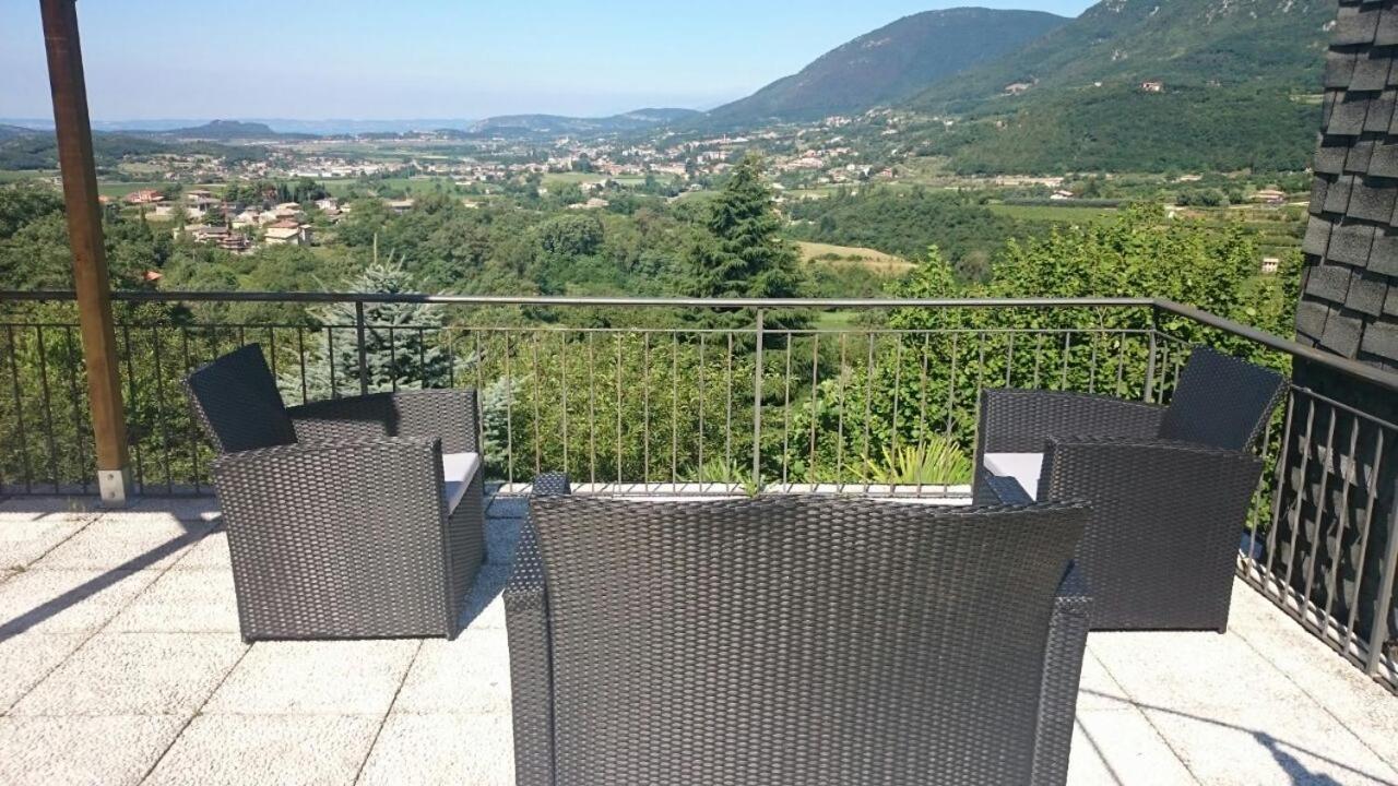 B&B Happy Guest Caprino Veronese Exterior foto